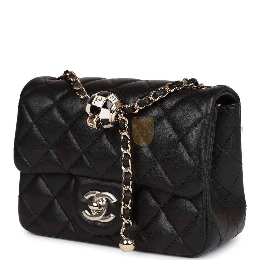 CHANEL PEARL CRUSH MINI SQUARE FLAP BAG BLACK LAMBSKIN LIGHT GOLD HARDWARE (17*14*8cm) CHANEL PEARL CRUSH MINI SQUARE FLAP BAG BLACK LAMBSKIN LIGHT GOLD HARDWARE (17*14*8cm)