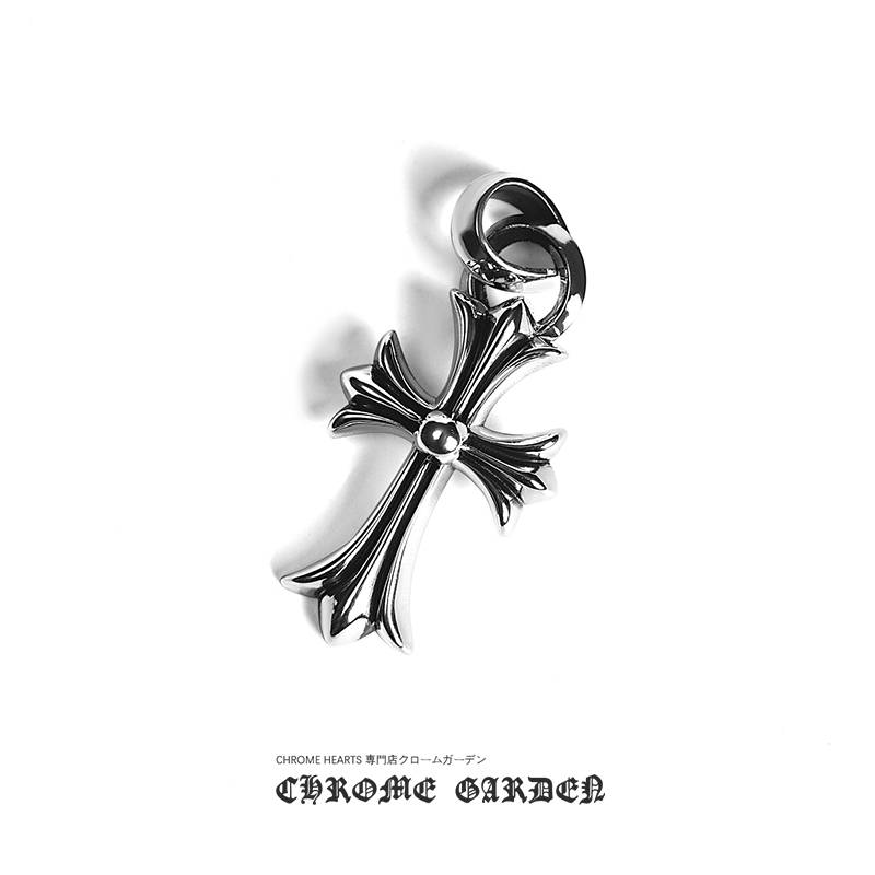 CHROME HEARTS SMALL CROSS PENDANT CHROME HEARTS SMALL CROSS PENDANT