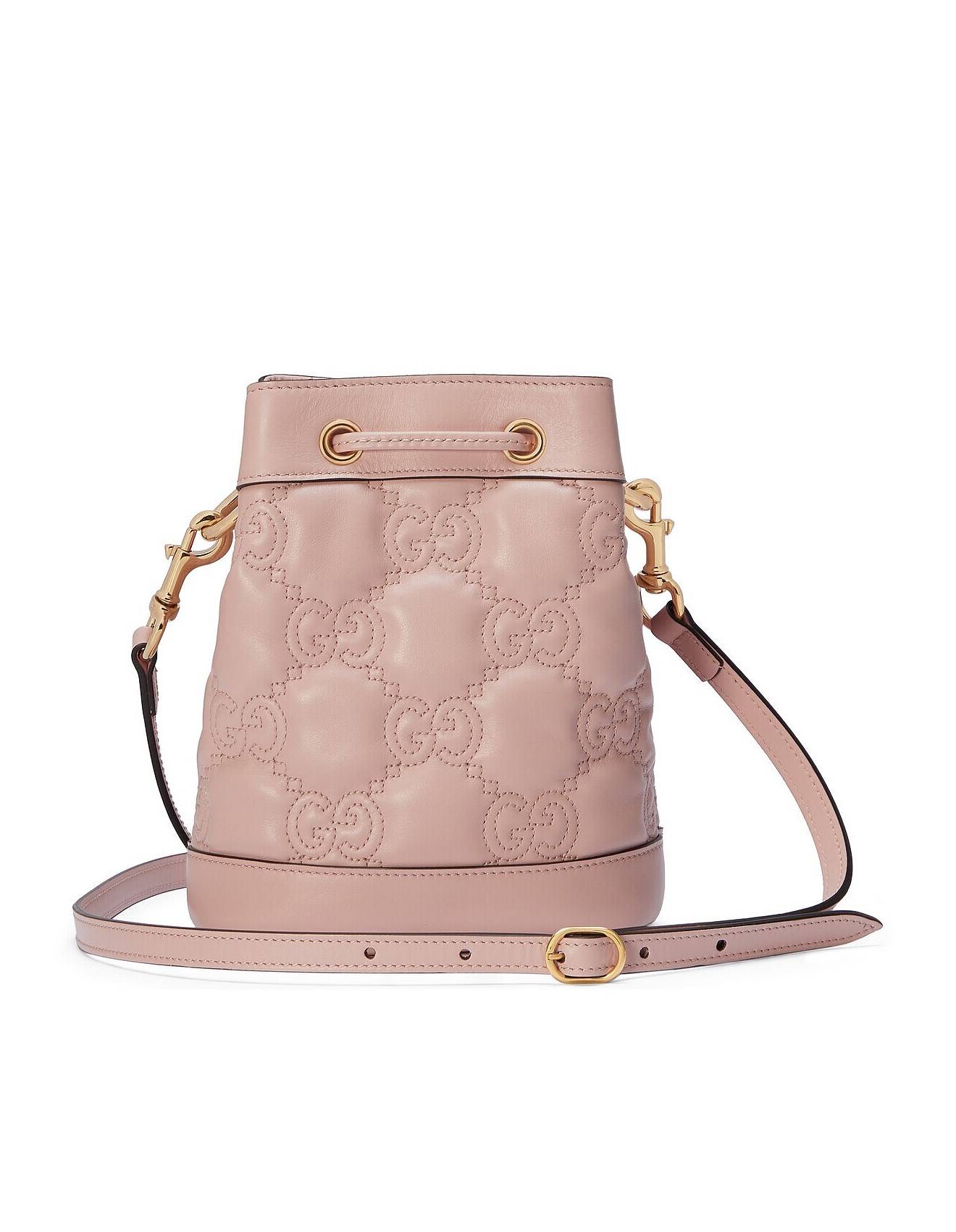 GUCCI GG MATELASSÉ BUCKET BAG 26023259 (20*16*9.5cm) GUCCI GG MATELASSÉ BUCKET BAG 26023259 (20*16*9.5cm)
